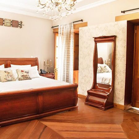 Hotel Boutique Casa Ruth En Cuenca Exterior photo